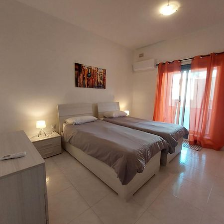Nr41 Holiday Apartment - Close To Village Centre, Promenade, Shops & Restaurants マルサシュロック エクステリア 写真